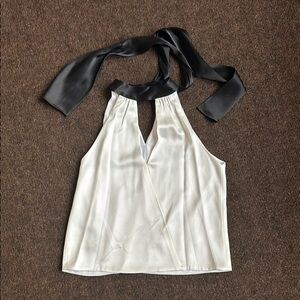 Alice + Olivia Cream Sleeveless Tie Front Tank Top